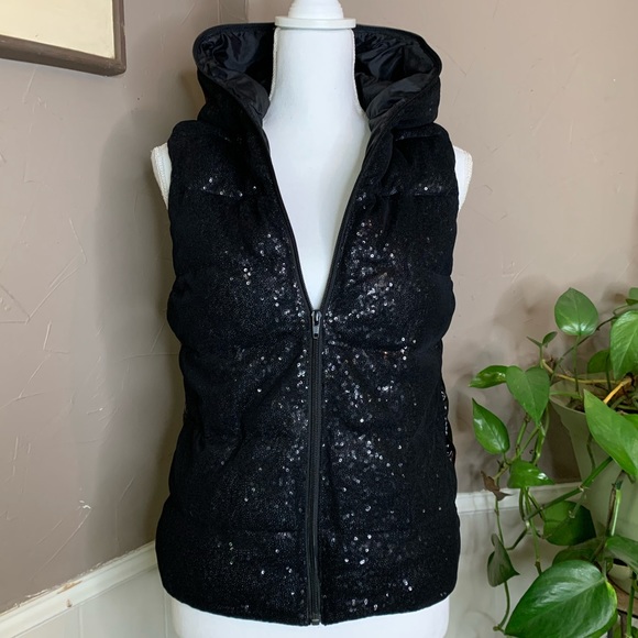 Joe Fresh Sleeveless Sequin Puffer 